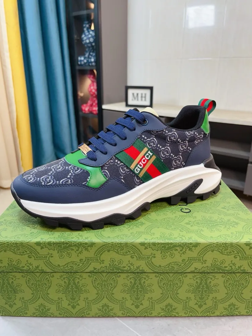 Men's shoes 💰458🌹🌹[GUCCI] Gucci's new lace-up casual men's shoes are on the market first, and the materials and workmanship are superior to all versions on the market. The highest quality shipped first-layer cowhide with imported original perforated materials➕Genuine leather lining, privately molded soft outsole, high foot comfort, imported special materials highlight the brand's unique charm, high-end customization 38-44